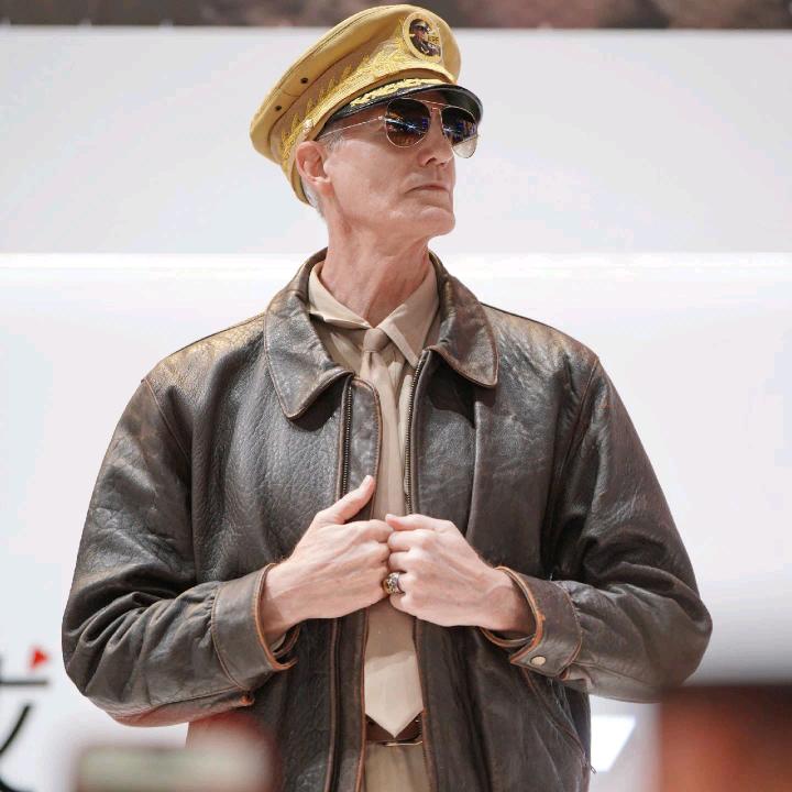 五星评论家丶麦克阿瑟