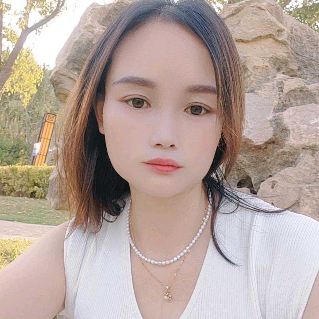@诺妍