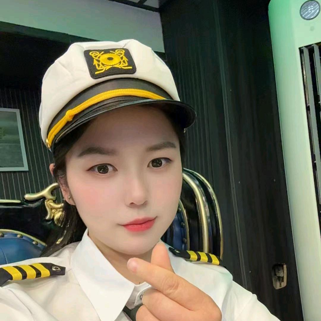 保定霏霏-黑天鹅空姐代驾