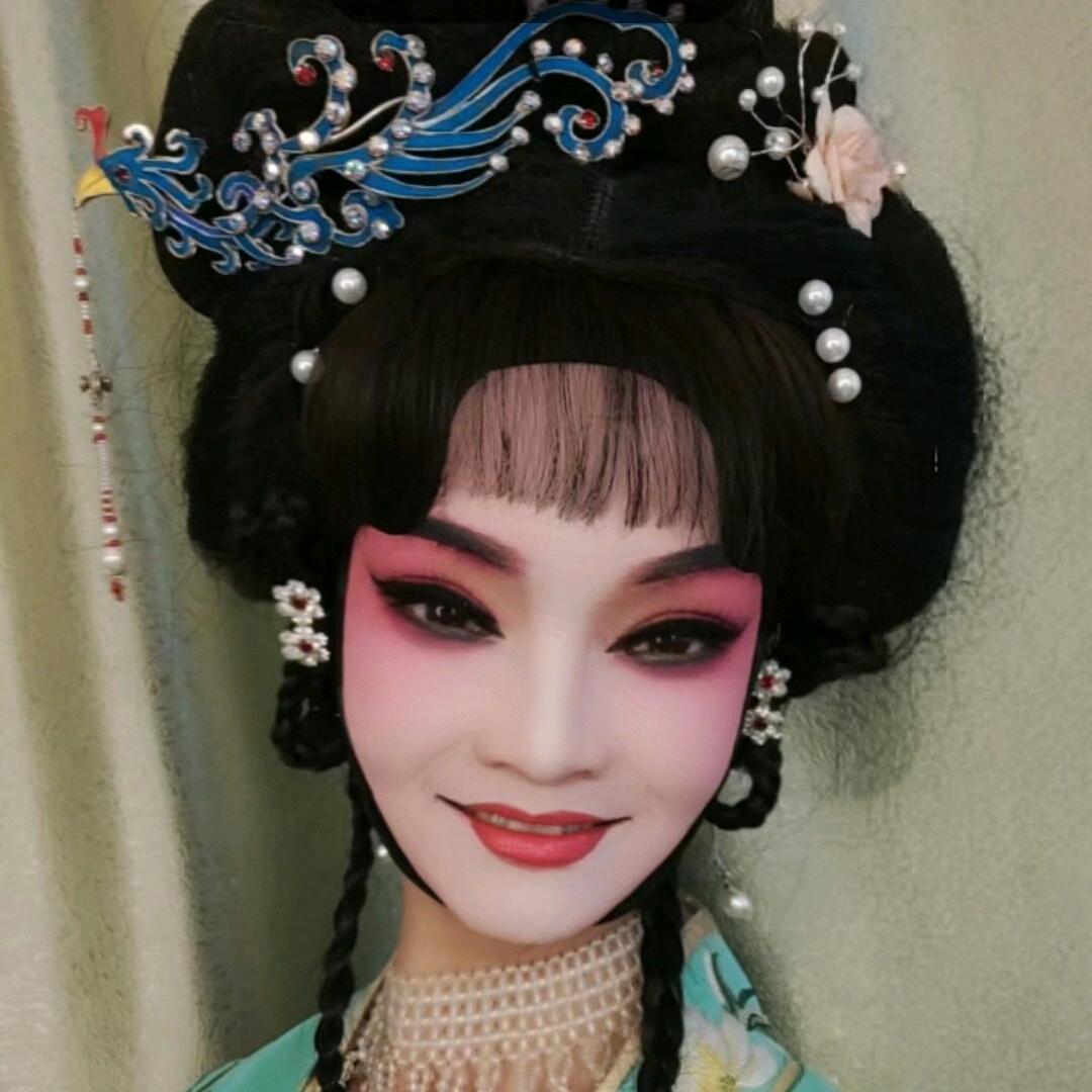 舞韵青衣