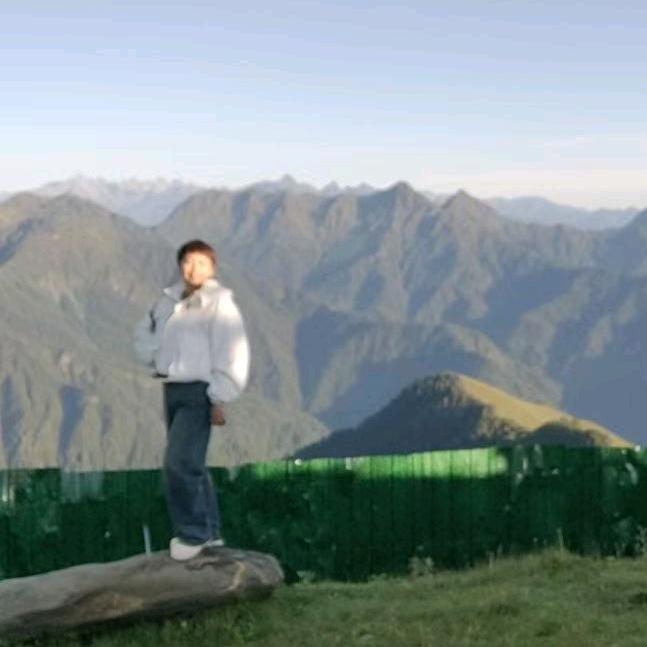 乐山车子晓英服饰