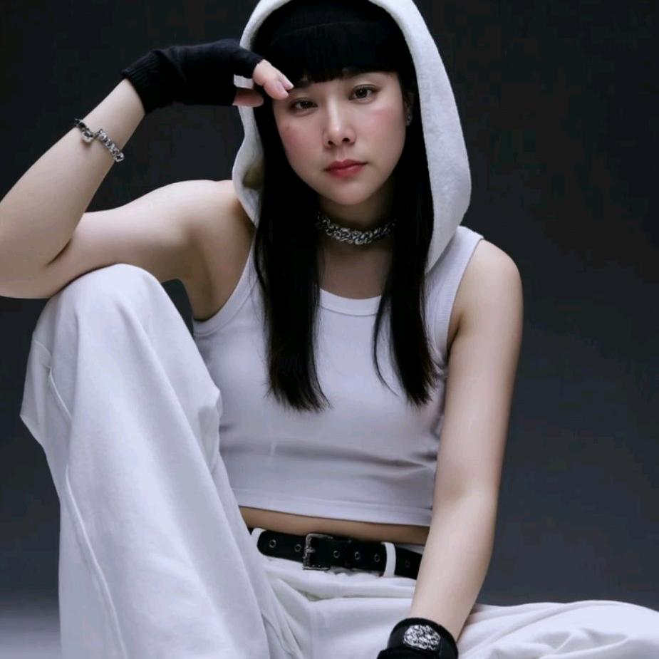 晴空万里！拒绝私聊！