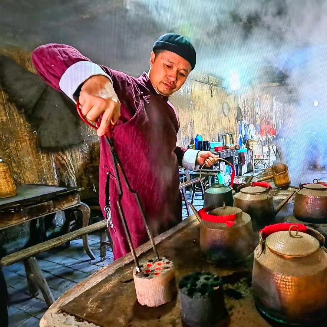 坤隆昌老茶馆