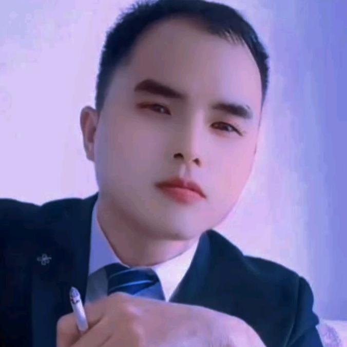 小帅哥