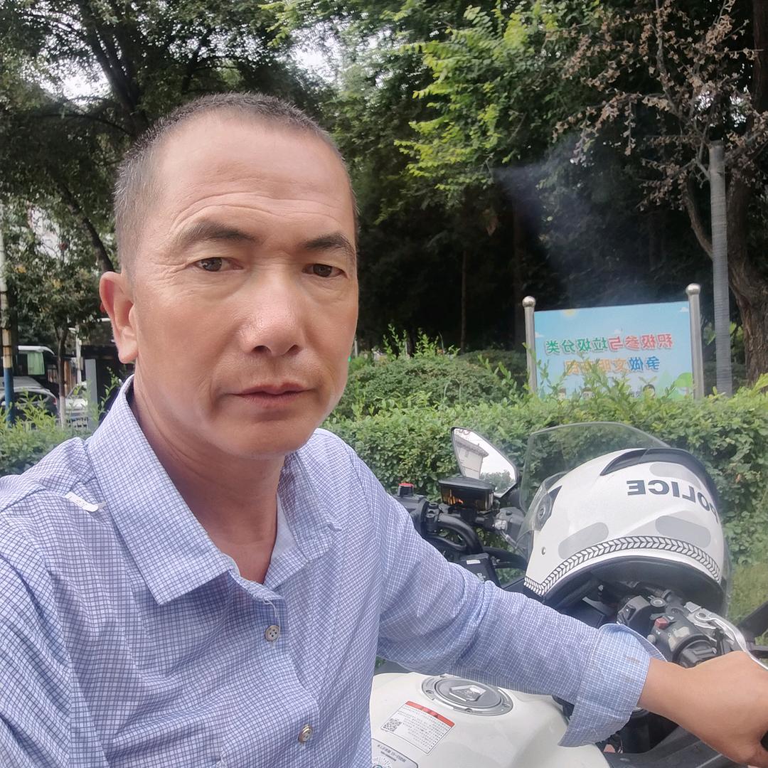 阿叭斯