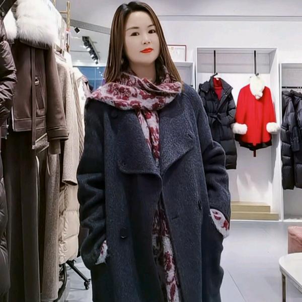 花垣兴鹏商场红袖HOPESHOW女装店