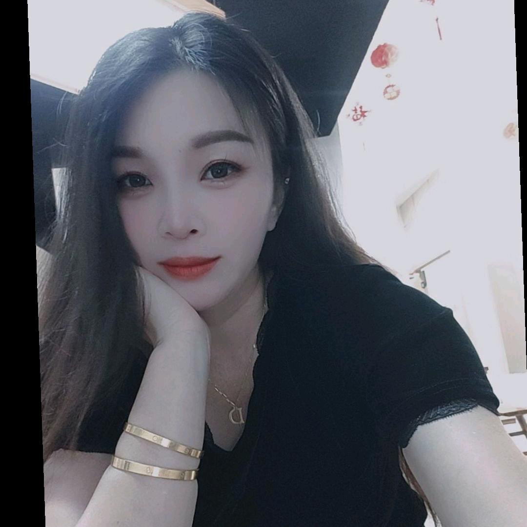 吖头💋💋