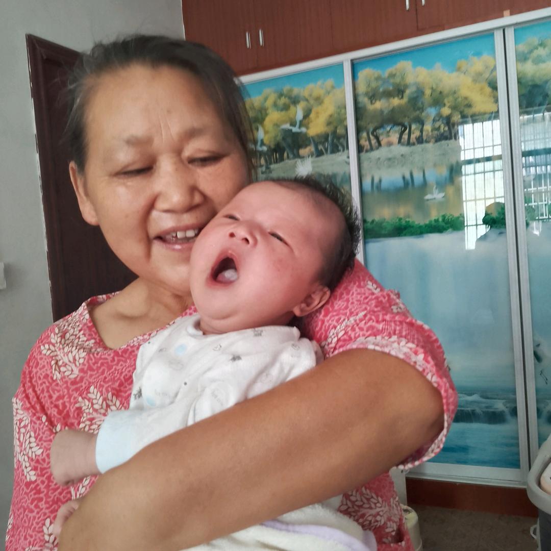 小妹妹^