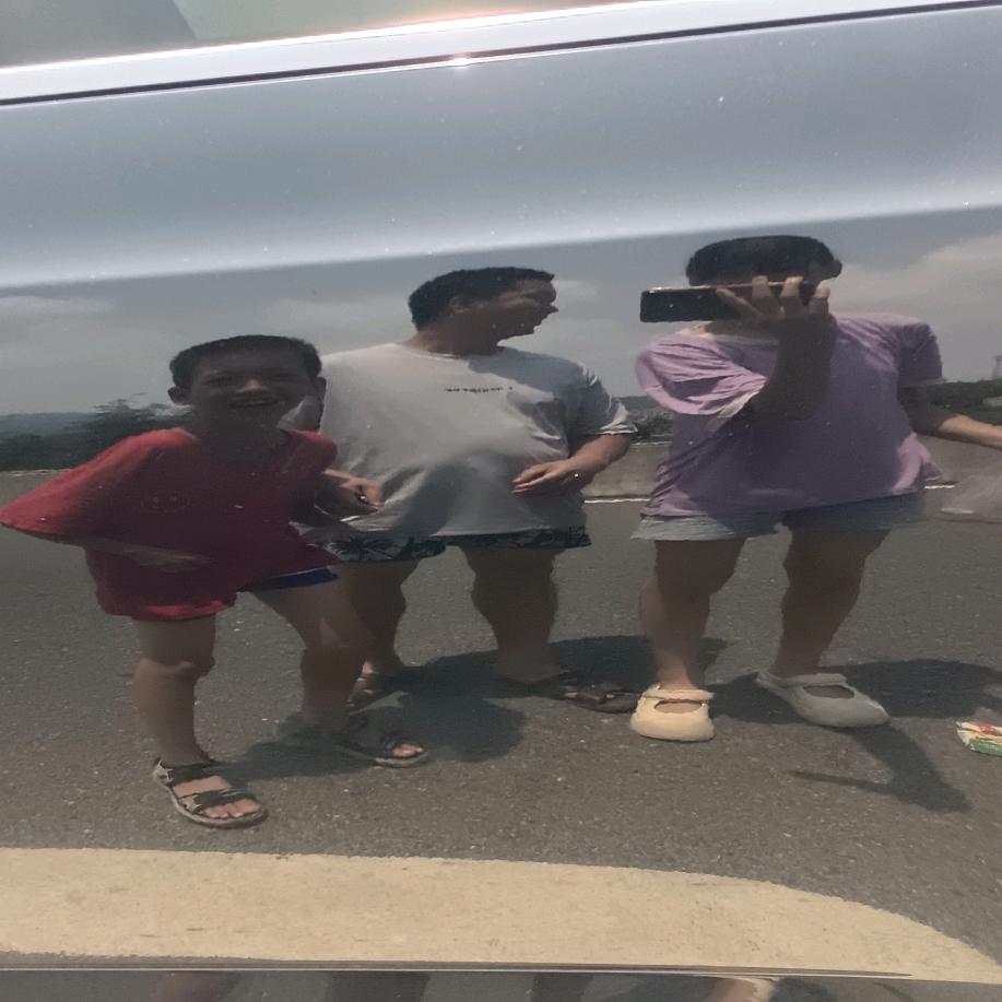 向幸福加快脚步