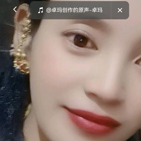 愛笑的傻丫頭