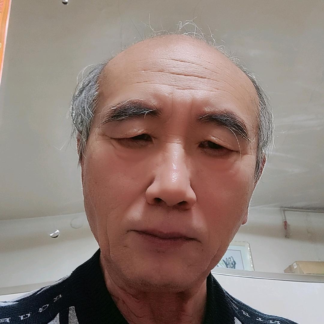 爱好ai的老人