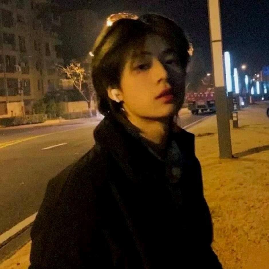 无人识我叶贝妮