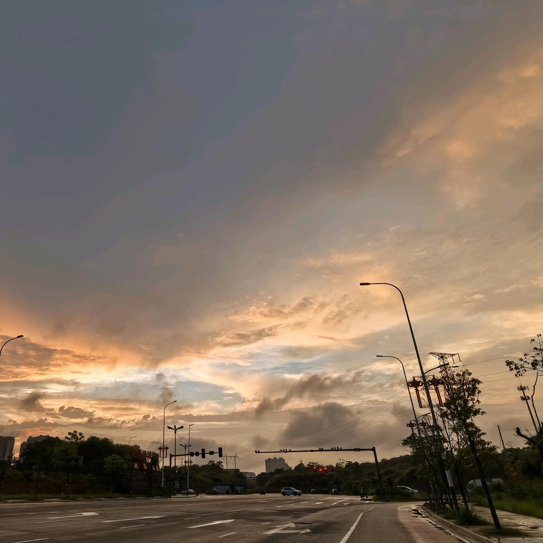 嘀哩嘀哩哩滴哩哩哩哩