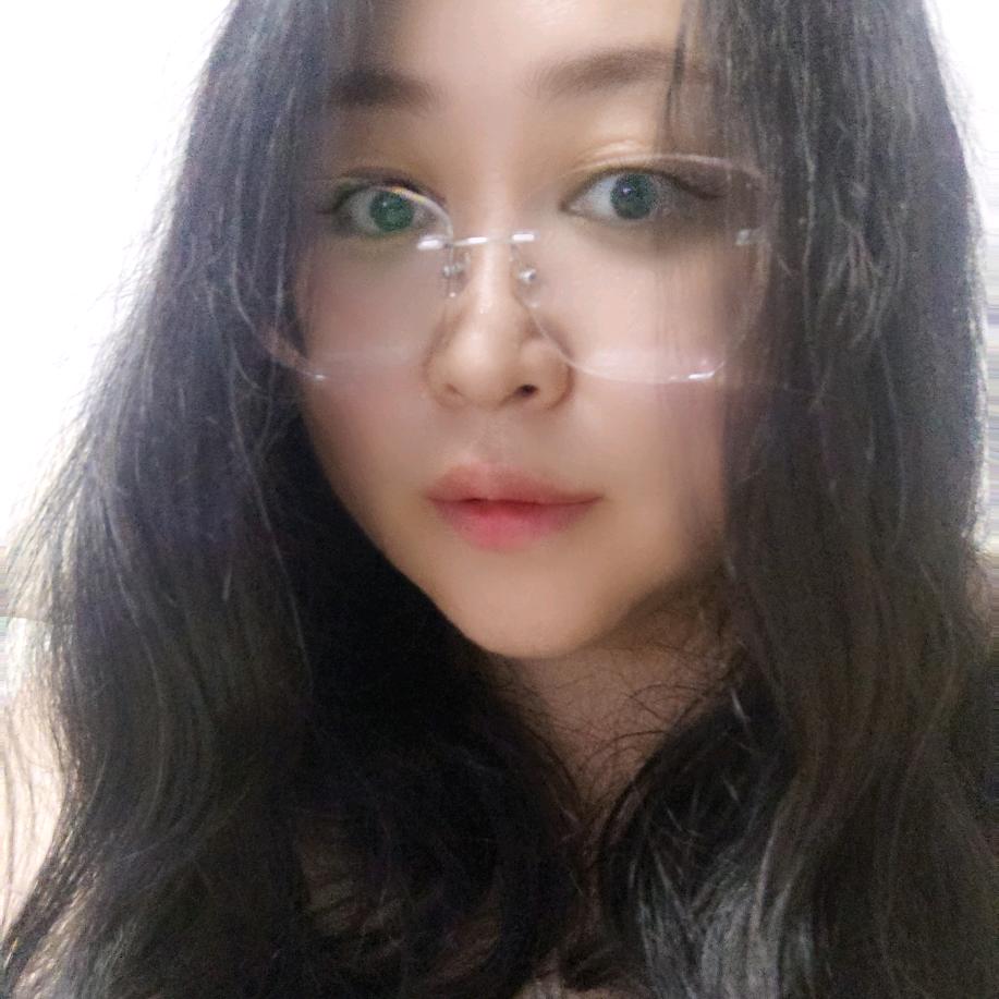 比小秦大十岁