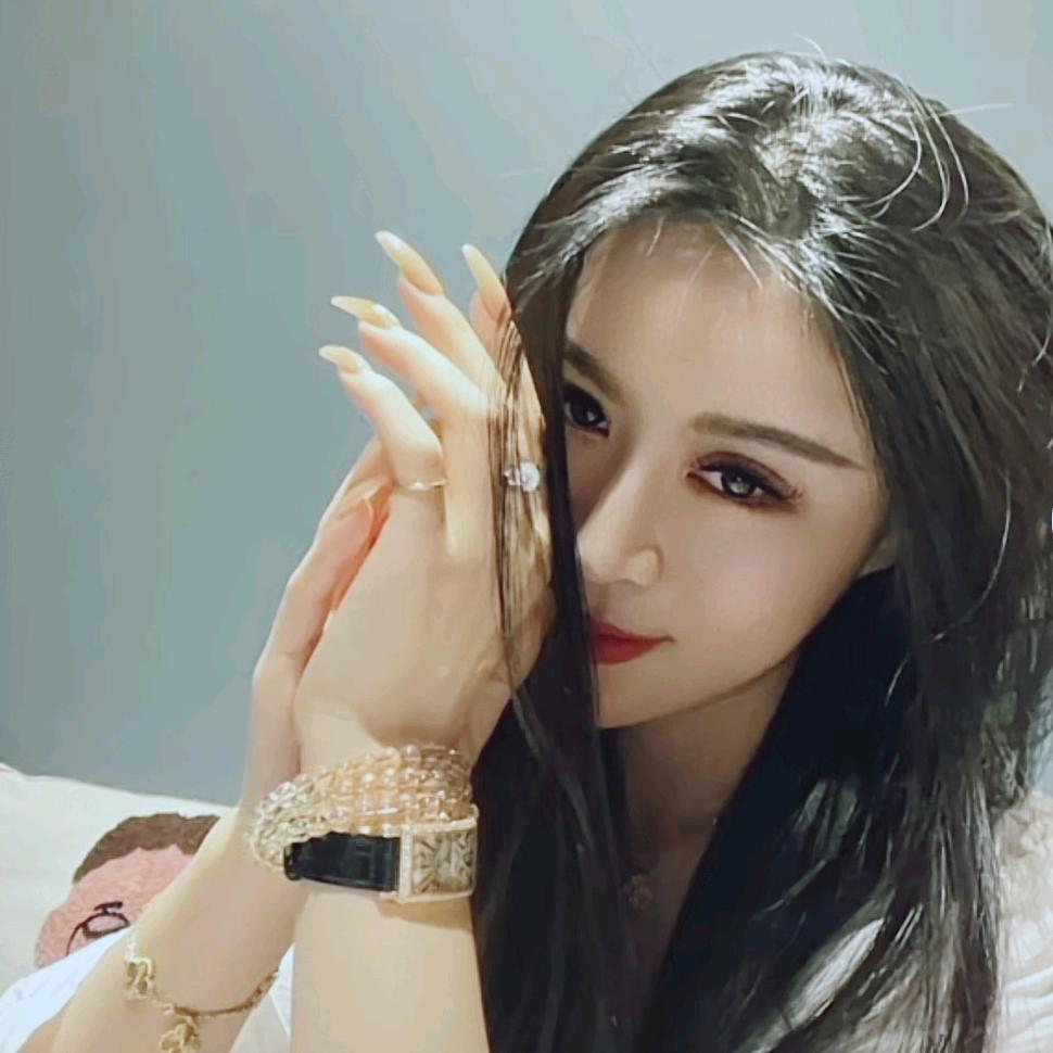 回眸黯然幽香🌹✨