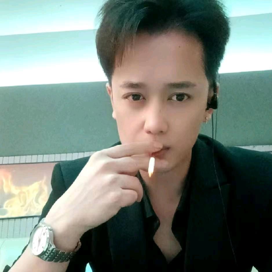 红盛集团丶杰哥哥（副总）