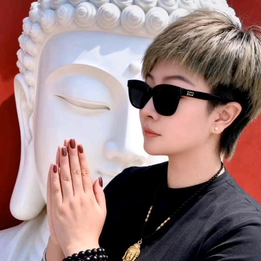 @再见只是陌生人
