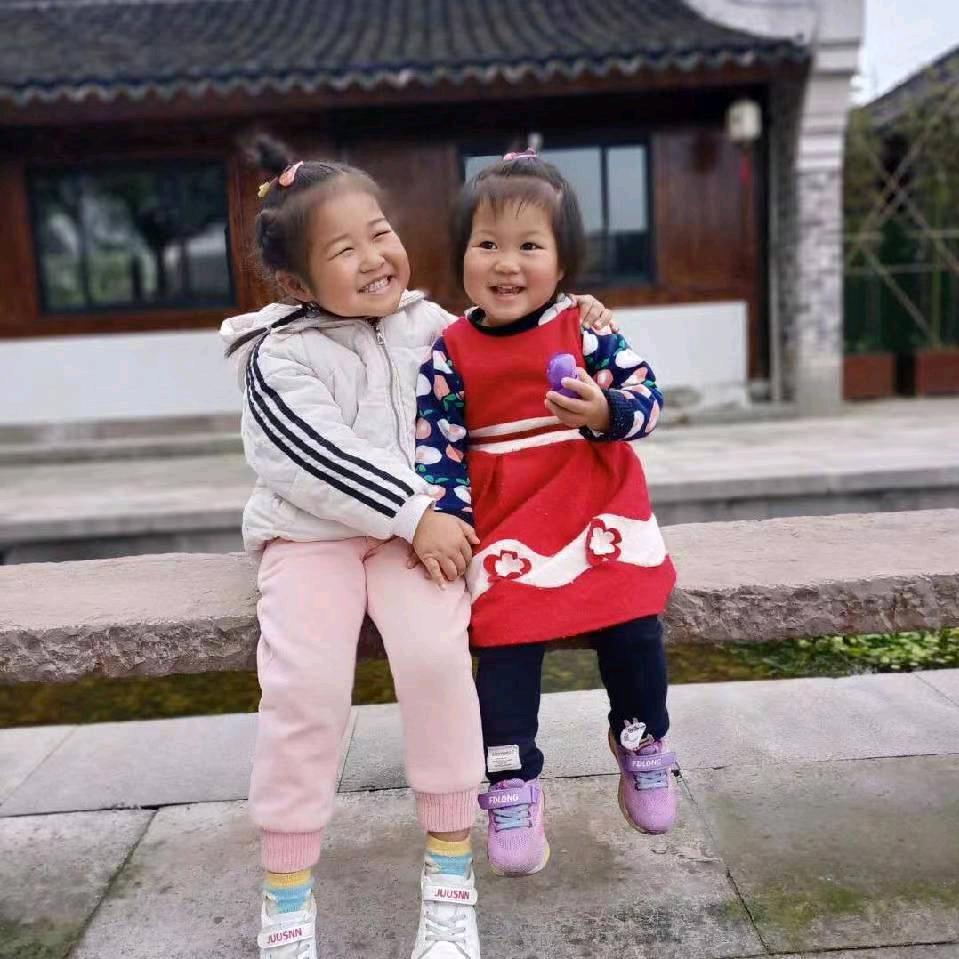 对别人在好，她把你当傻子