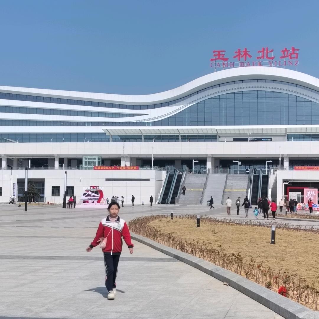 93464862511秋雨真品。