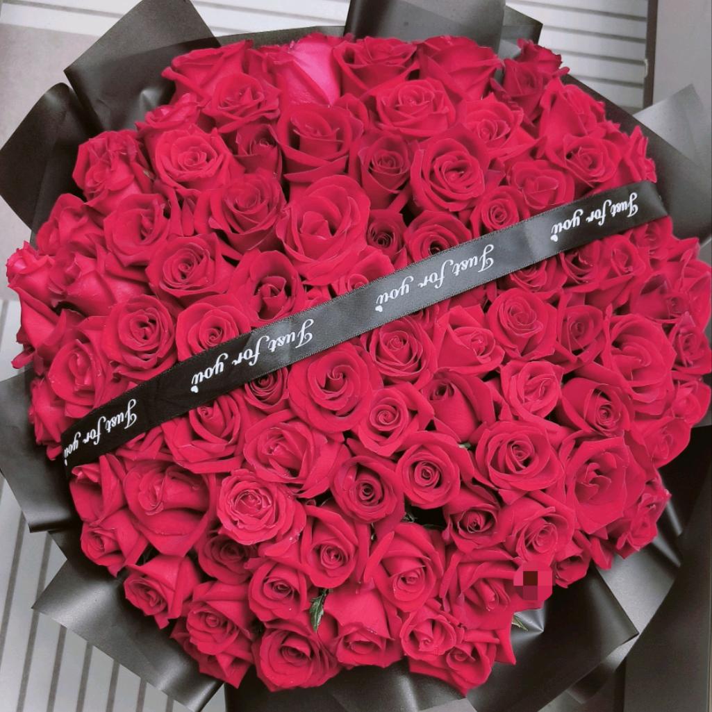 落日归山海，山海归深意