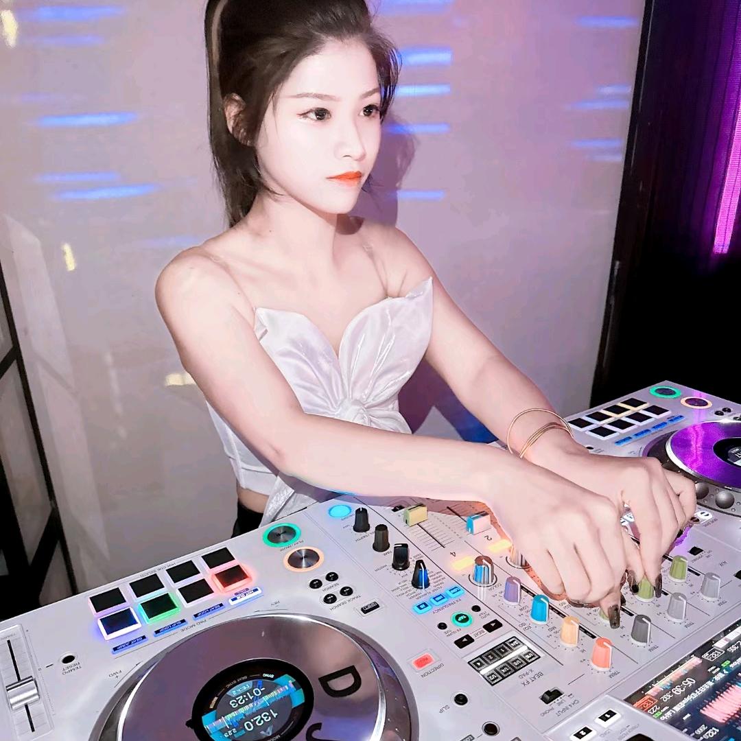 DJ小龙女