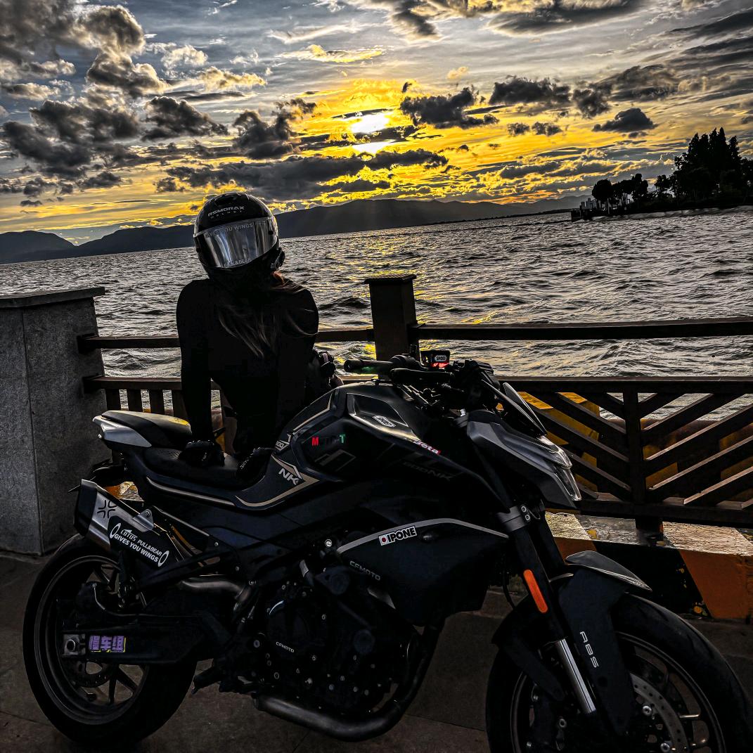 难祈爱.🏍️