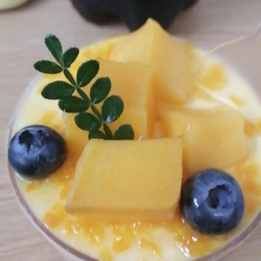 雨潼时尚服装店