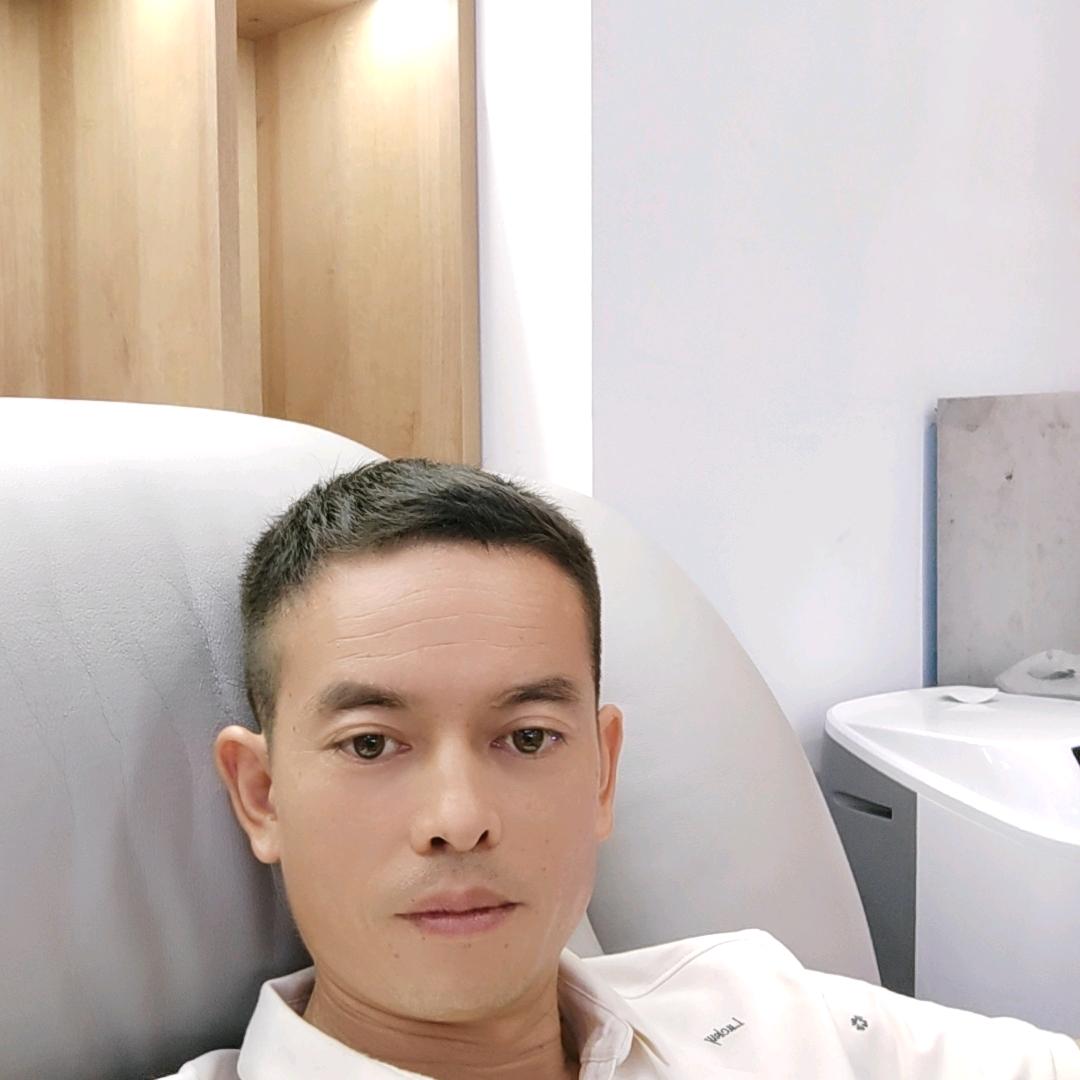 八零后正能量卡车司机