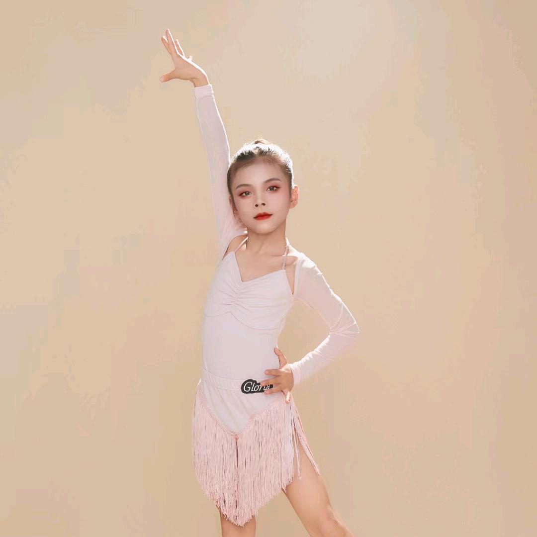 小布丁(爰跳舞的柔柔💃🏻)