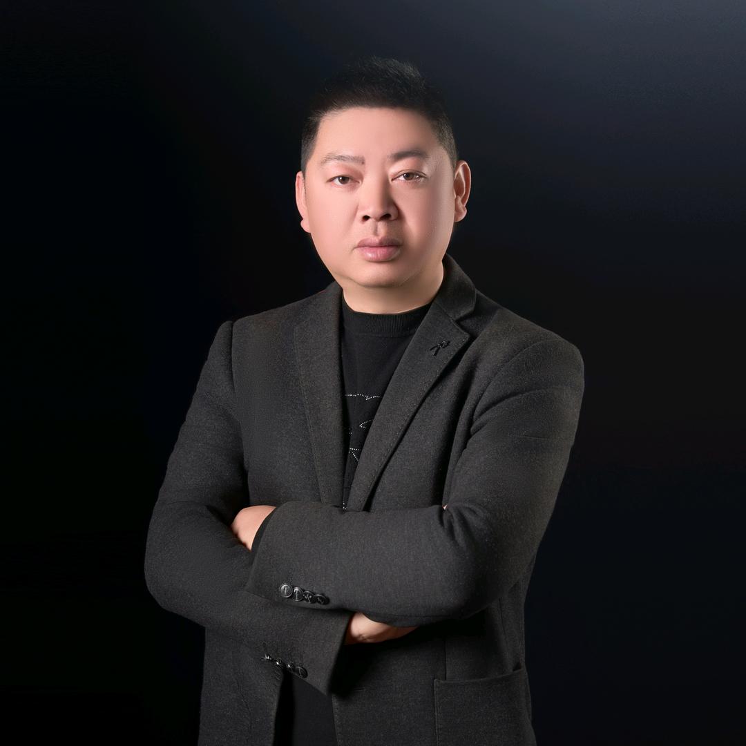 罗门蜜匠婚礼传媒BOSS