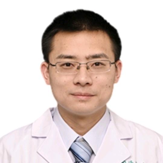 儿童骨科何金鹏