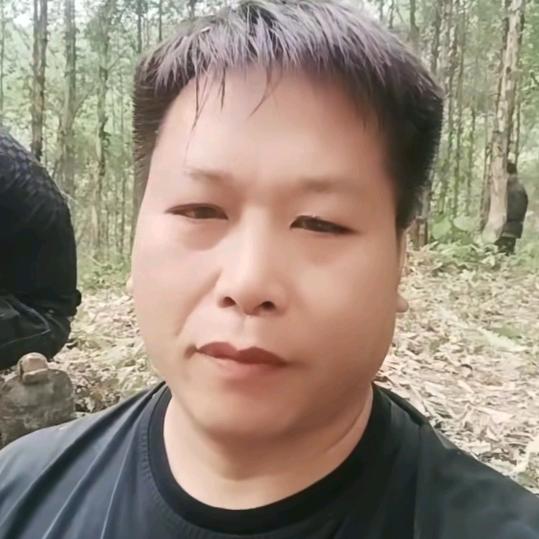 爱~恨~小～哥