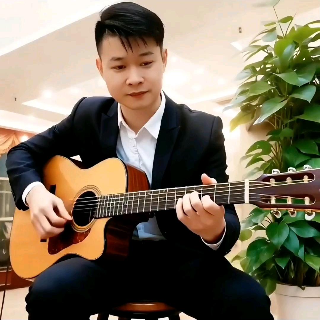 一半快乐一半寂寞