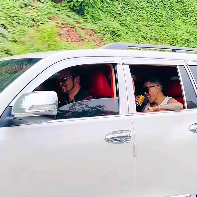 ❤️√卍康巴汉子