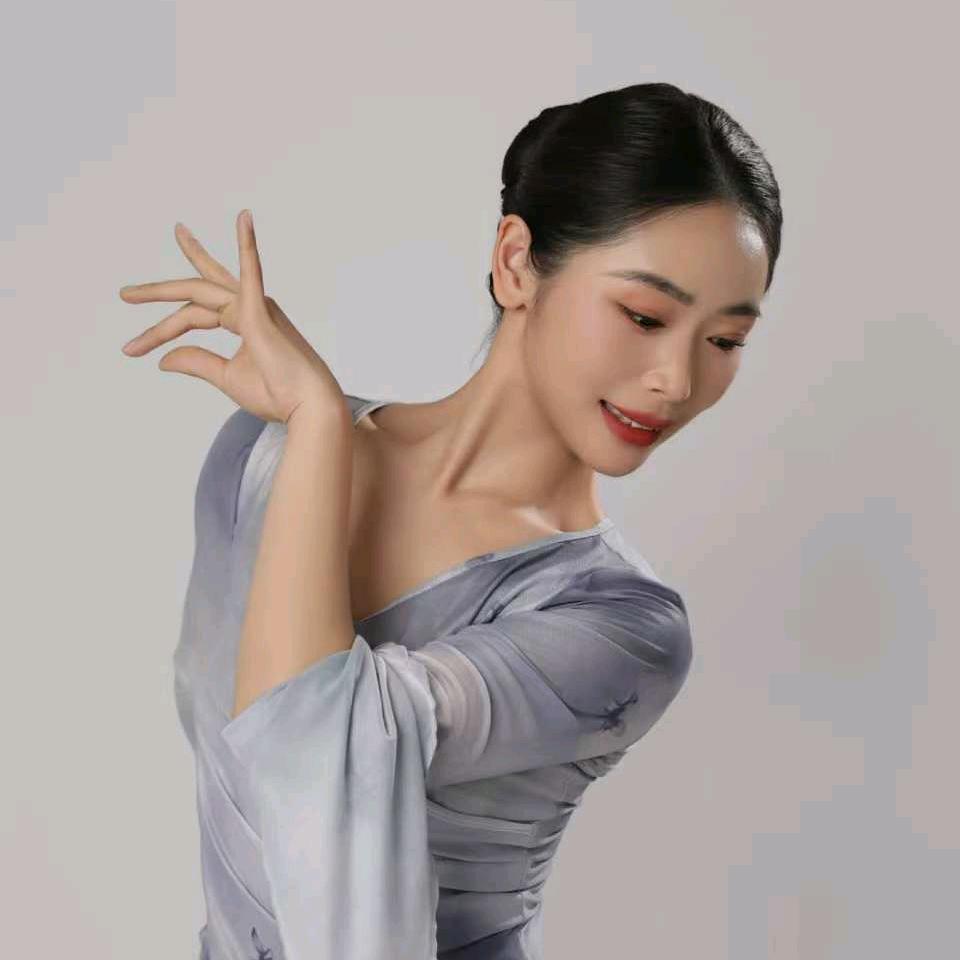 小桥老师爱跳舞