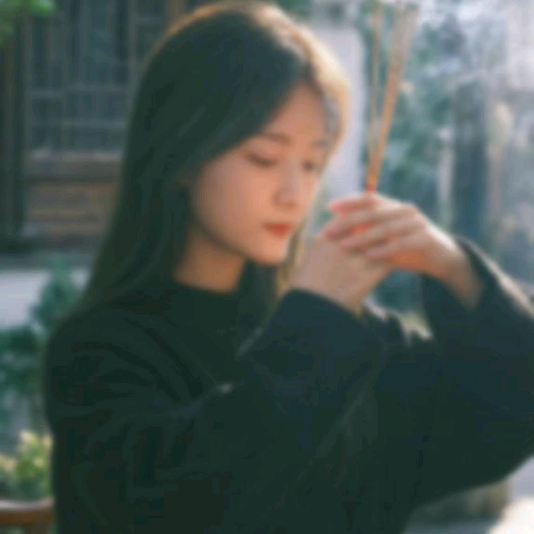 ♛