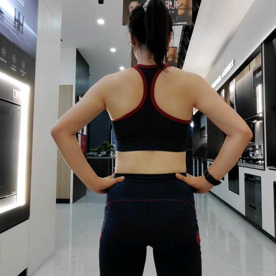 是鑫鑫呀（彬彬女孩）