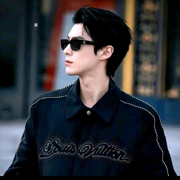 时宴🐣🎠🦄🐬。