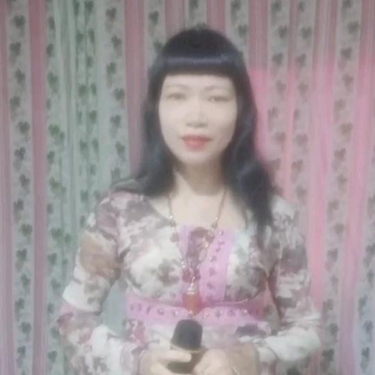 乡村芳草