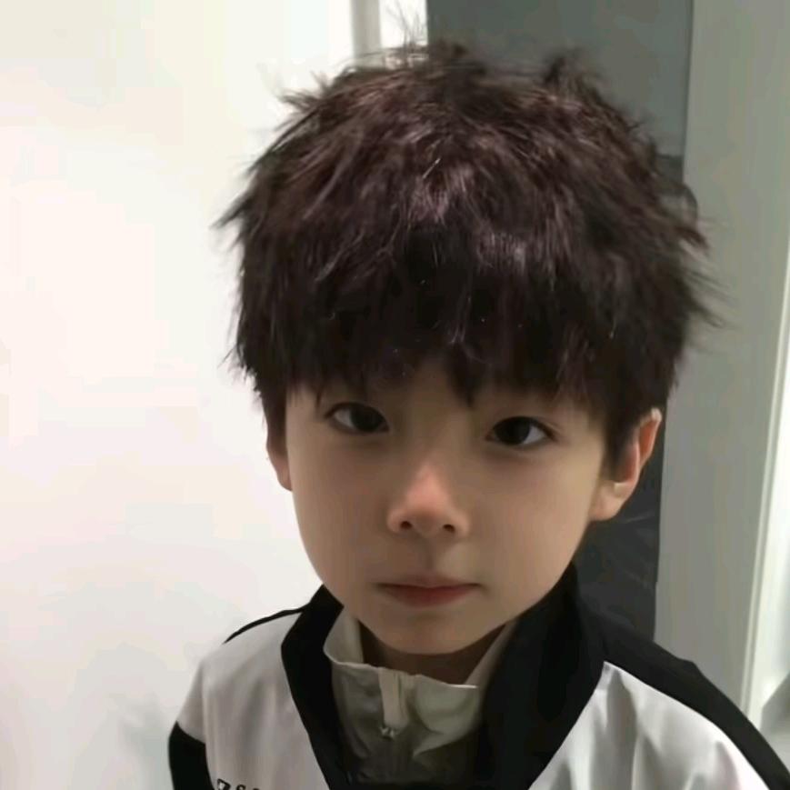 梨友鑫