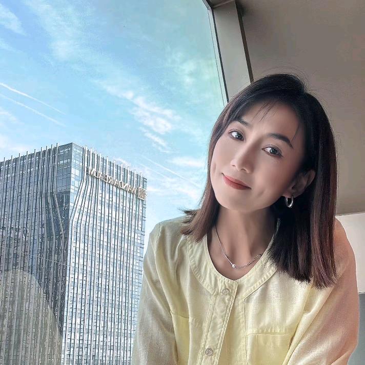 邹花儿