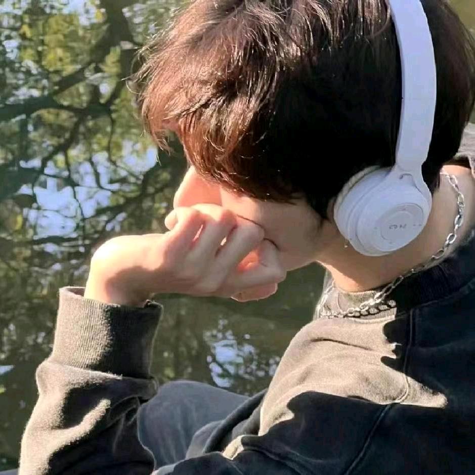 ૮₍°□°₎ა