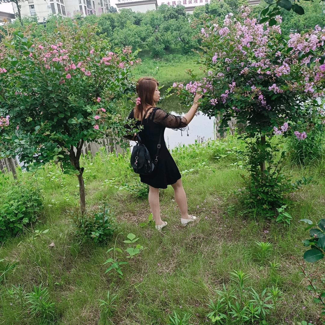 李艳，安徽阜阳，