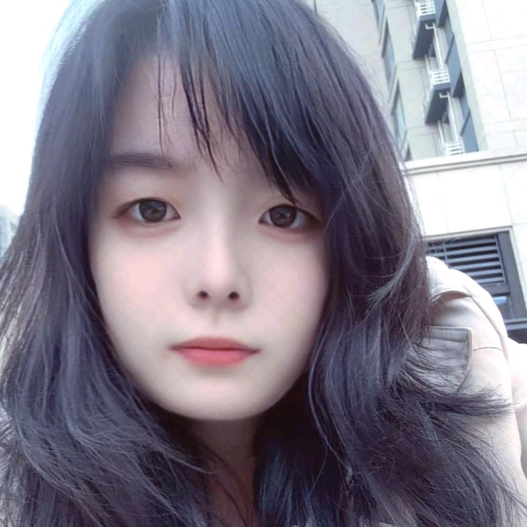小莉莉呀