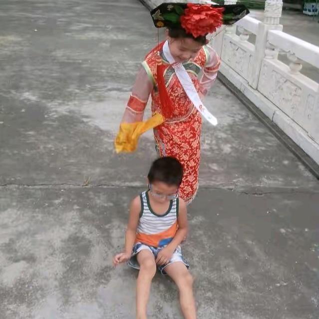 天空任鸟飞，海阔凭鱼跃