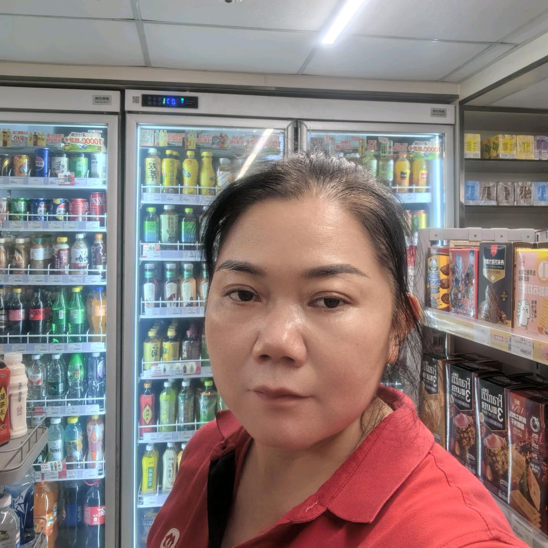 梅姐（百货）每天凌晨1：20开播