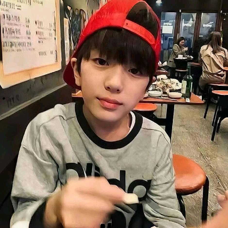 XIAOHAO.