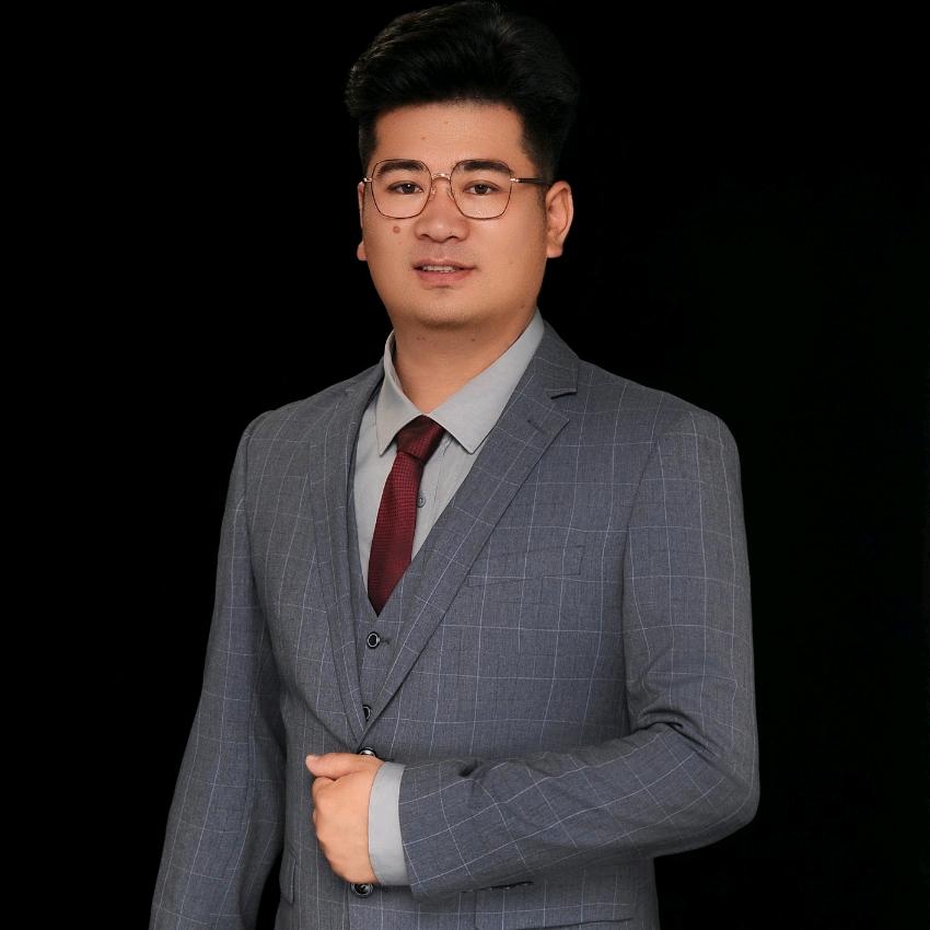 昌吉房产主持人 豹哥