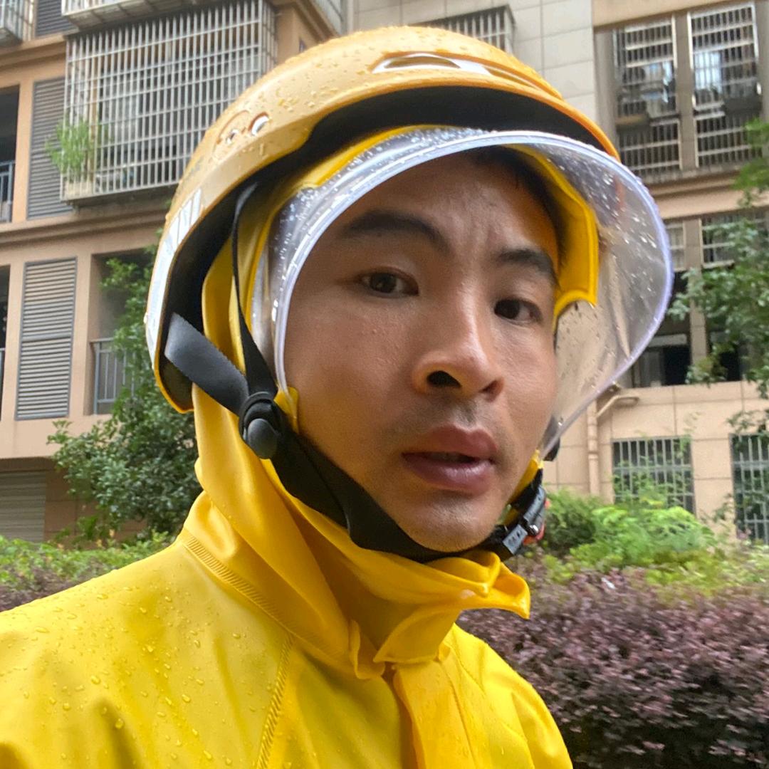 外卖小祝 陪父母抗癌