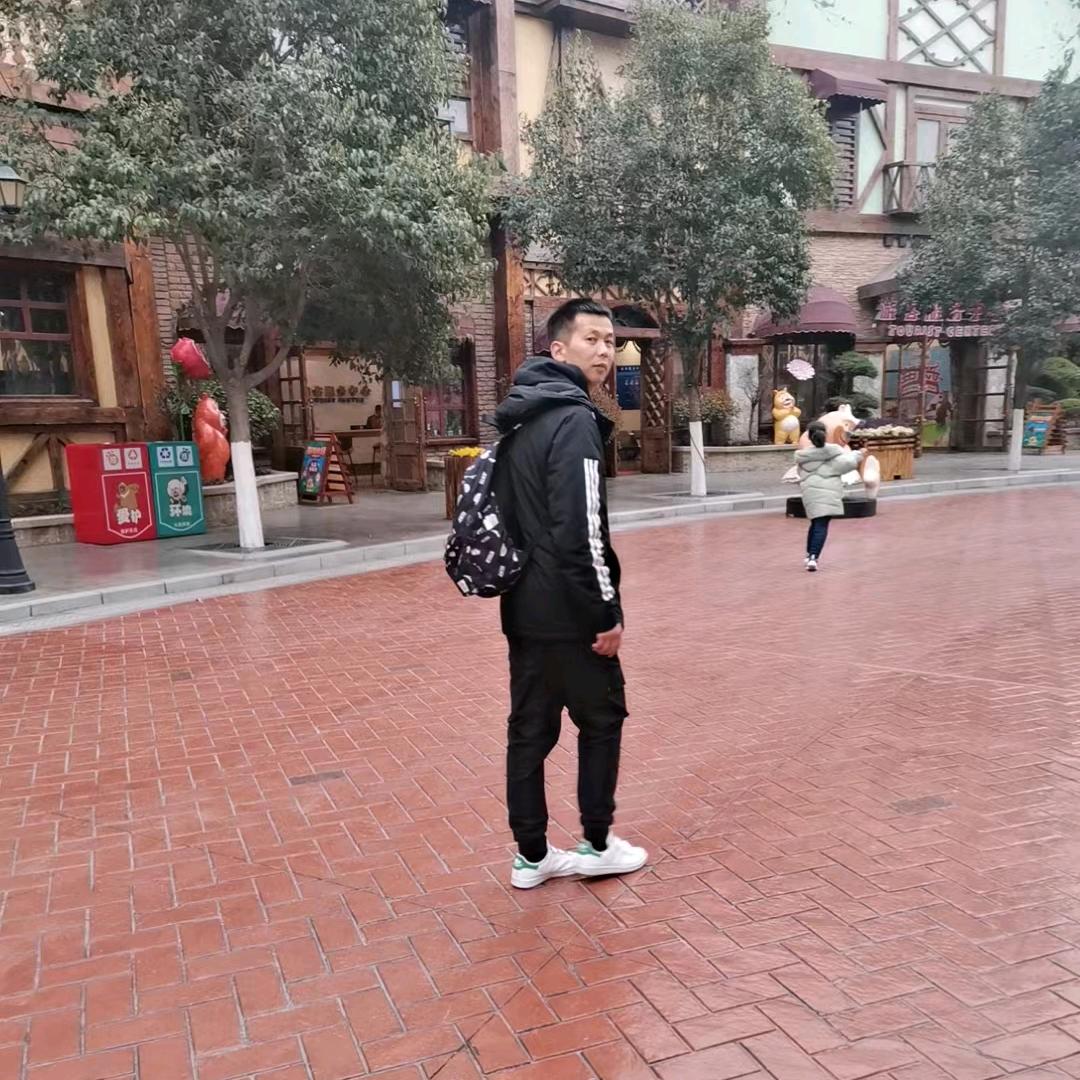 贺军威